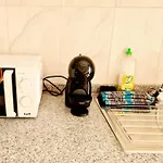 Amplo Com 4 Quartos Na Zona Universitaria *