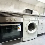 Amplo Com 4 Quartos Na Zona Universitaria アパート