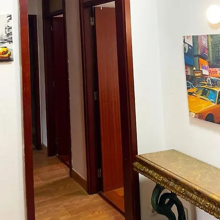 Amplo Com 4 Quartos Na Zona Universitaria Apartman *