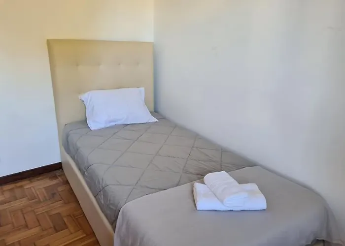 Amplo Com 4 Quartos Na Zona Universitaria 公寓 *